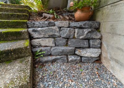 Natursteinmauer